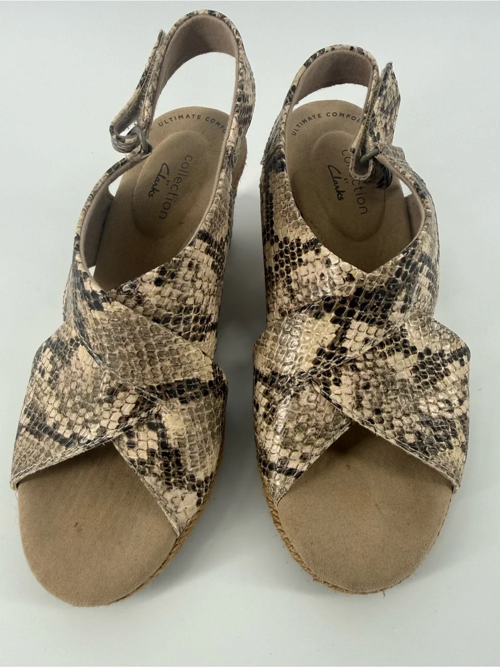 Clarks Lafley Alaine Snake Print Wedge Sandals Shoes Size 5.5 M 5 1/2 EUC Taupe